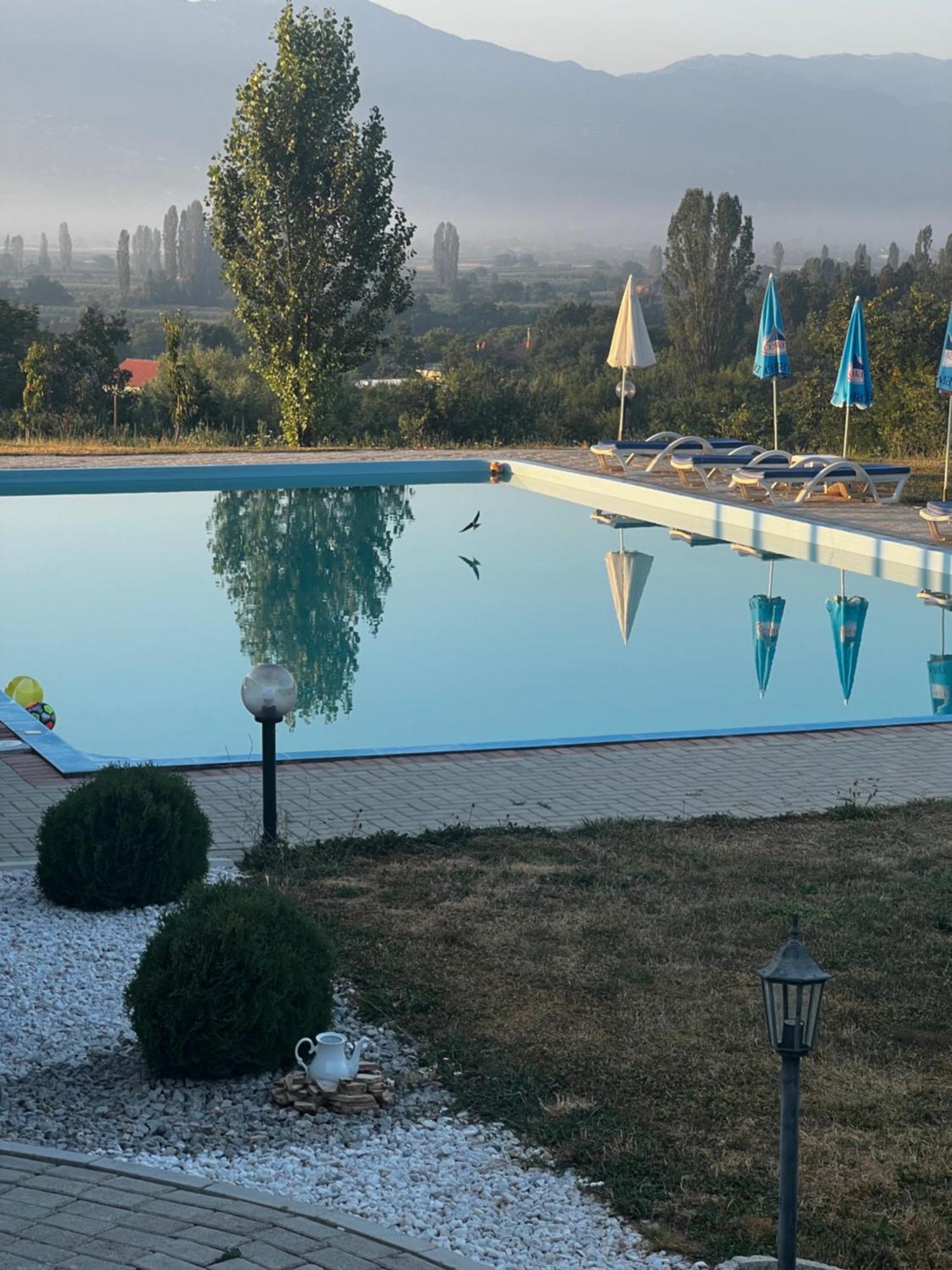 Hotel Complex Praga Gorno Lakocerej Exteriér fotografie